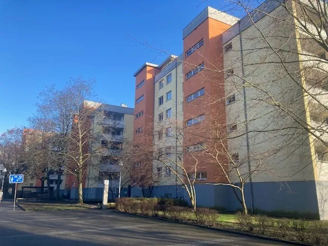 Gut geschnittene 3 Zimmerwohnung in Lichterfelde! Mit WBS 100-140! — photo 1